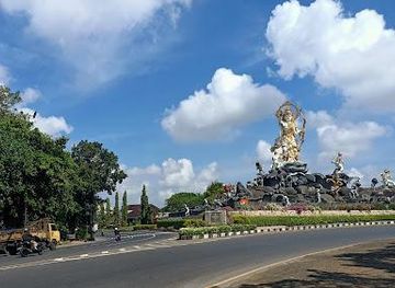 indonesia/bali/landmark/patung-titi-banda