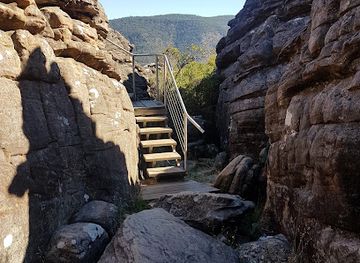 australia/grampians/landmark/silent-street