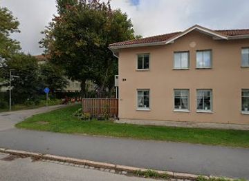 sweden/uppsala/landmark/forsamlingskansliet-i-gamla-uppsala-forsamling