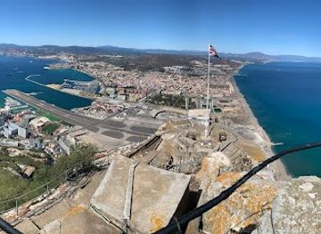 gibraltar/gibraltar-harbour/landmark/rock-gun-battery