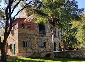 zambia/lake-kariba/landmark/castle-siavonga