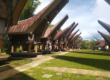 indonesia/tana-toraja/landmark/tongkonan-ranteallo