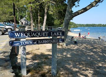 massachusetts/barnstable/landmark/wequaquet-lake