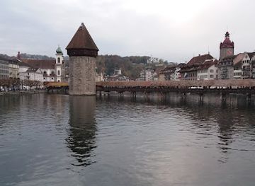 switzerland/lucerne/old-town/landmark/lion-monument