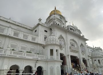 india/amritsar/landmark/gol-bagh