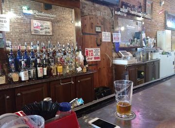 colorado/montrose/landmark/town-hall-tavern