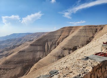jordan/dead-sea-region/landmark/moujib-panorama