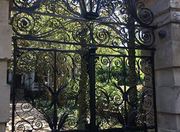 south-carolina/charleston/landmark/sword-gate-house
