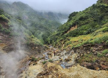 dominica/saint-george/landmark/morne-trois-pitons-national-park