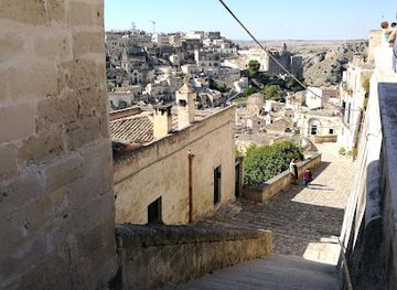 italy/matera/civita/landmark/piazza-duomo