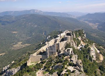 france/languedoc-coast/landmark/chateau-de-peyrepertuse