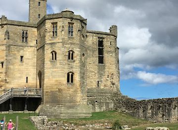 united-kingdom/northumberland-coast/attraction/warkworth-castle-2