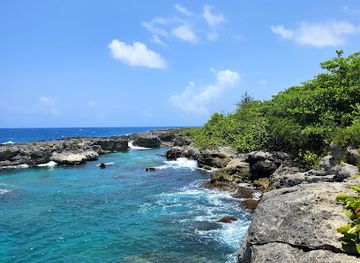 jamaica/runaway-bay/landmark/chukka-cove-cliffs-at-llandovery