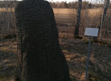 sweden/vastergotland/landmark/vastergotlands-runinskrifter-4