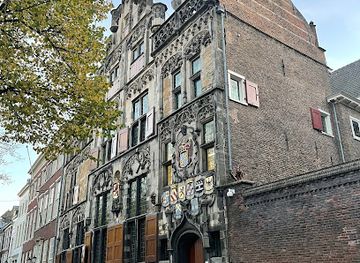 netherlands/delft/landmark/gemeenlandshuis-delft