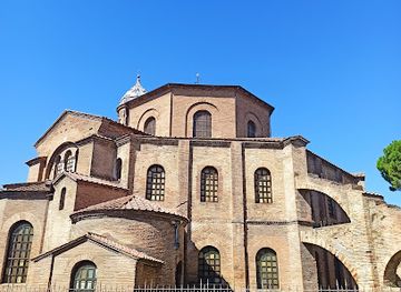 italy/romagna/landmark/mausoleo-di-galla-placidia