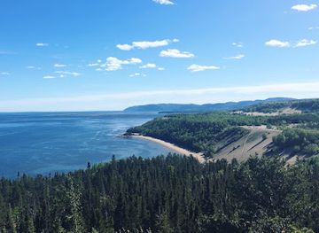 canada/saguenay-lac-saint-jean/landmark/maison-des-dunes