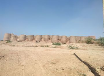 pakistan/cholistan-desert/landmark/abbasia-chowk