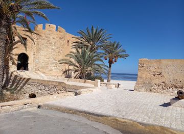tunisia/the-dahar-mountains/landmark/gazi-mustapha-tower