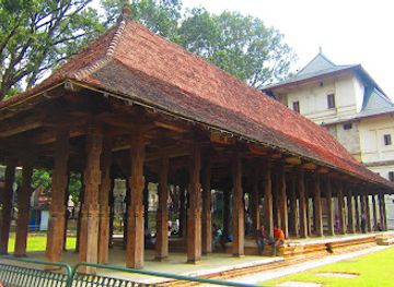 sri-lanka/kandy-district/landmark/magul-maduwa-audience-hall