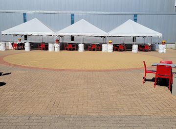 illinois/peoria/landmark/community-solar-system