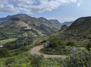 south-africa/table-mountain-national-park/landmark/constantia-nek