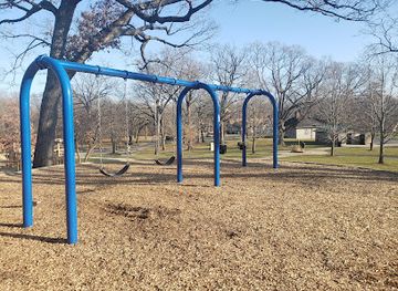 illinois/waukegan/landmark/bowen-park