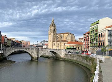 spain/bilbao/casco-viejo/landmark/san-anton-eliza