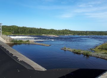 canada/cariboo/landmark/beothuk-lake