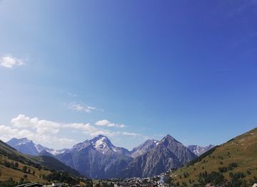 france/les-deux-alpes/landmark/l-igloo