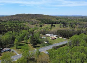 north-carolina/mountain-region/landmark/nanny-s-mountain-historical-site