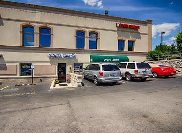 illinois/naperville/landmark/pinot-s-palette