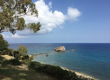 cyprus/latchi-beach/landmark/yiannakis-beach