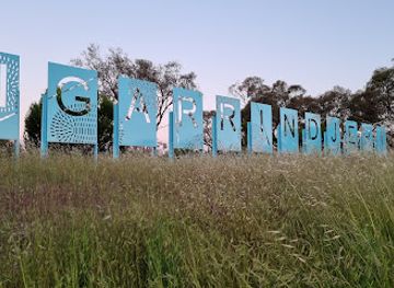 australia/north-east-south-australia/landmark/ngarrindjeri-indigenous-land-sign