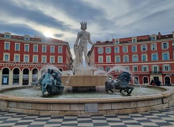 france/nice/promenade-des-anglais/landmark/fontaine-du-soleil