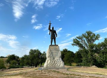ukraine/zaporozhye/landmark/monument-to-svyatoslav-igorevich
