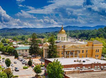 north-carolina/hendersonville/landmark/henderson-county-heritage-museum