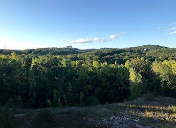 missouri/table-rock-lake/landmark/white-river-valley-trail-system