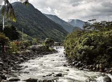 ecuador/southern-sierra/landmark/el-pailon-del-diablo
