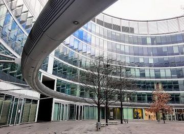 poland/warsaw/landmark/metropolitan-2