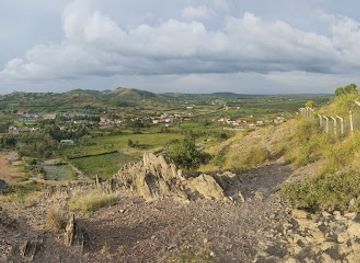 uganda/mbarara/landmark/eclipse-monument