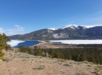 Twin Lakes Historic District