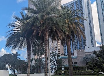 florida/miami/landmark/the-challenger-memorial