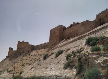 jordan/al-karak-plateau/landmark/karak-castle-car-park