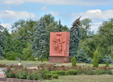 moldova/lapusna-county/landmark/eternity-memorial-complex