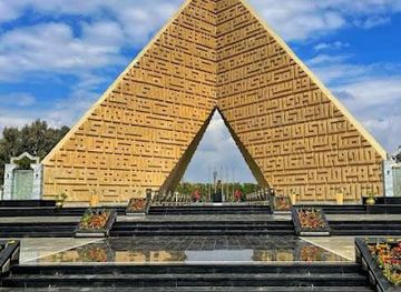 egypt/cairo/landmark/monument-to-the-unknown-soldier