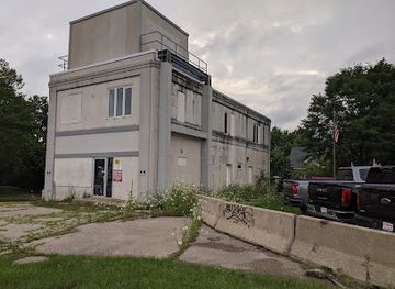 wisconsin/madison/landmark/elvis-madison-karate-fight-memorial-plaque