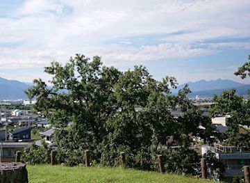 japan/yamanashi/landmark/kai-choushizuka-burial-mound