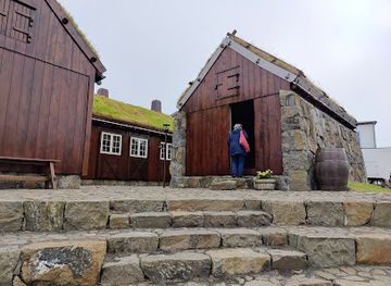 faroe-islands/klaksvik/landmark/ahugafelagio-nolsoyar-pall