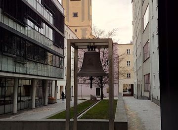 austria/linz/landmark/zahnmuseum-linz